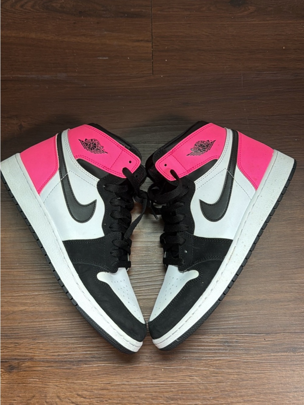 The Nike Jordan 1 Retro High "Valentine's Day" sneaker